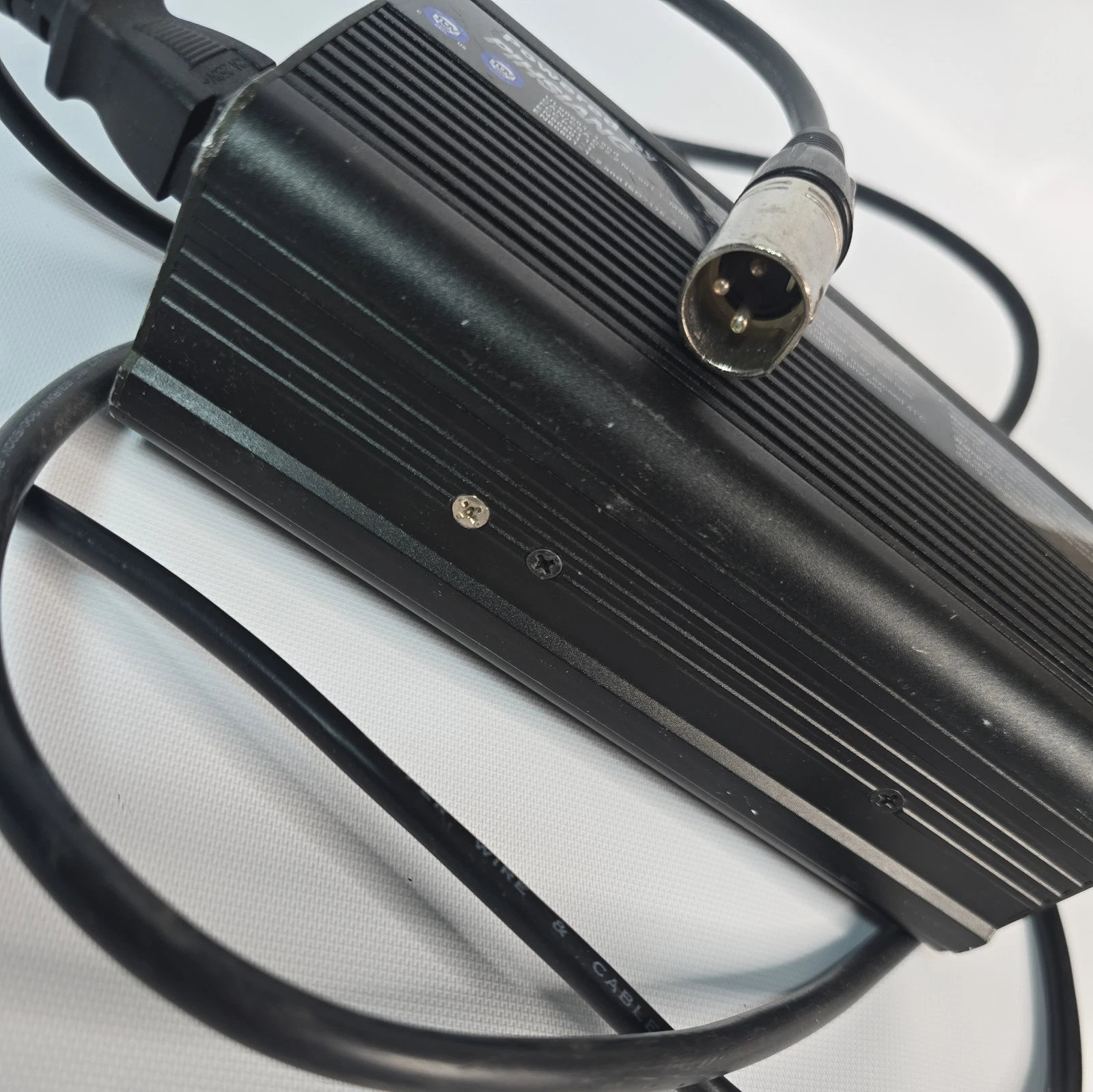 24 Volt 5.0 Amp XLR PF2405 Battery Charger for Shoprider Streamer Power Chairs - Image 4