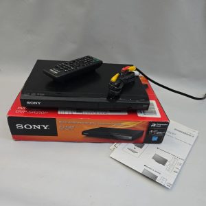 Sony DVP-SR210P CD/DVD Player w/ RMT-D197A Remote