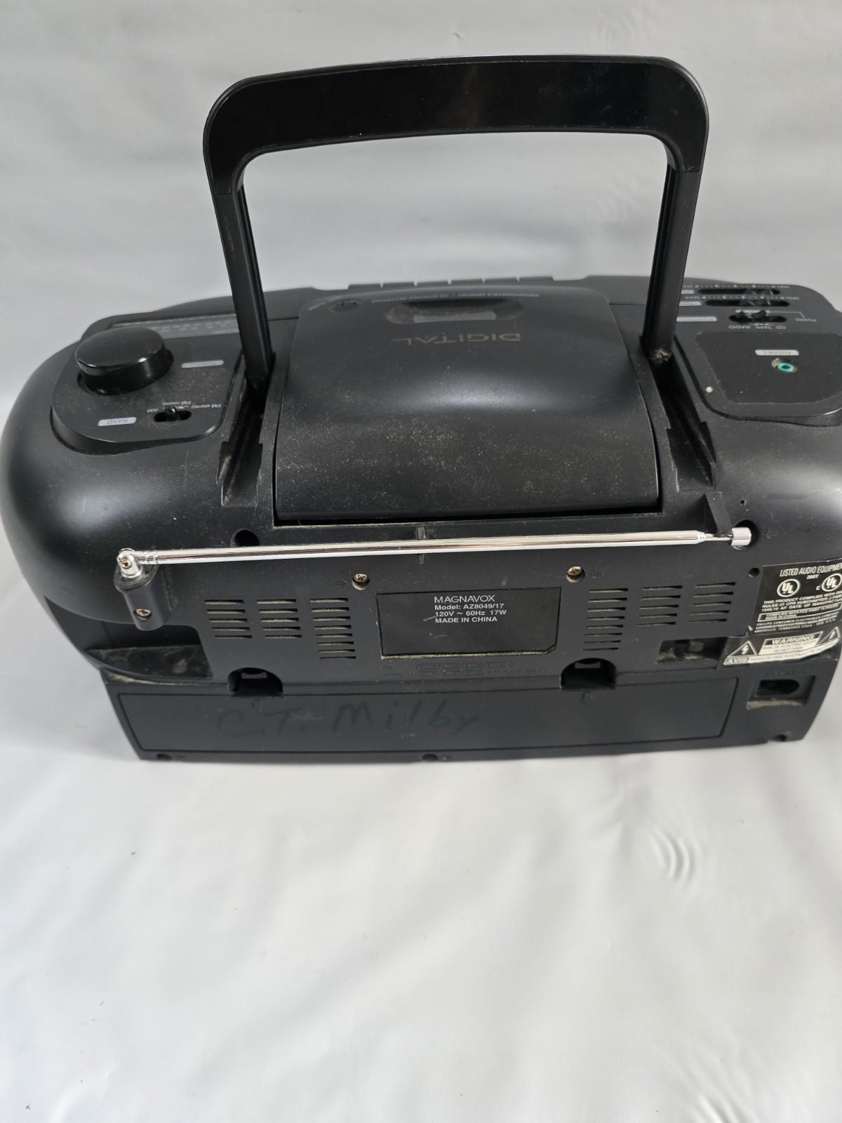 Magnavox AZ8049/17 Boombox CD-Casette Player - Image 6
