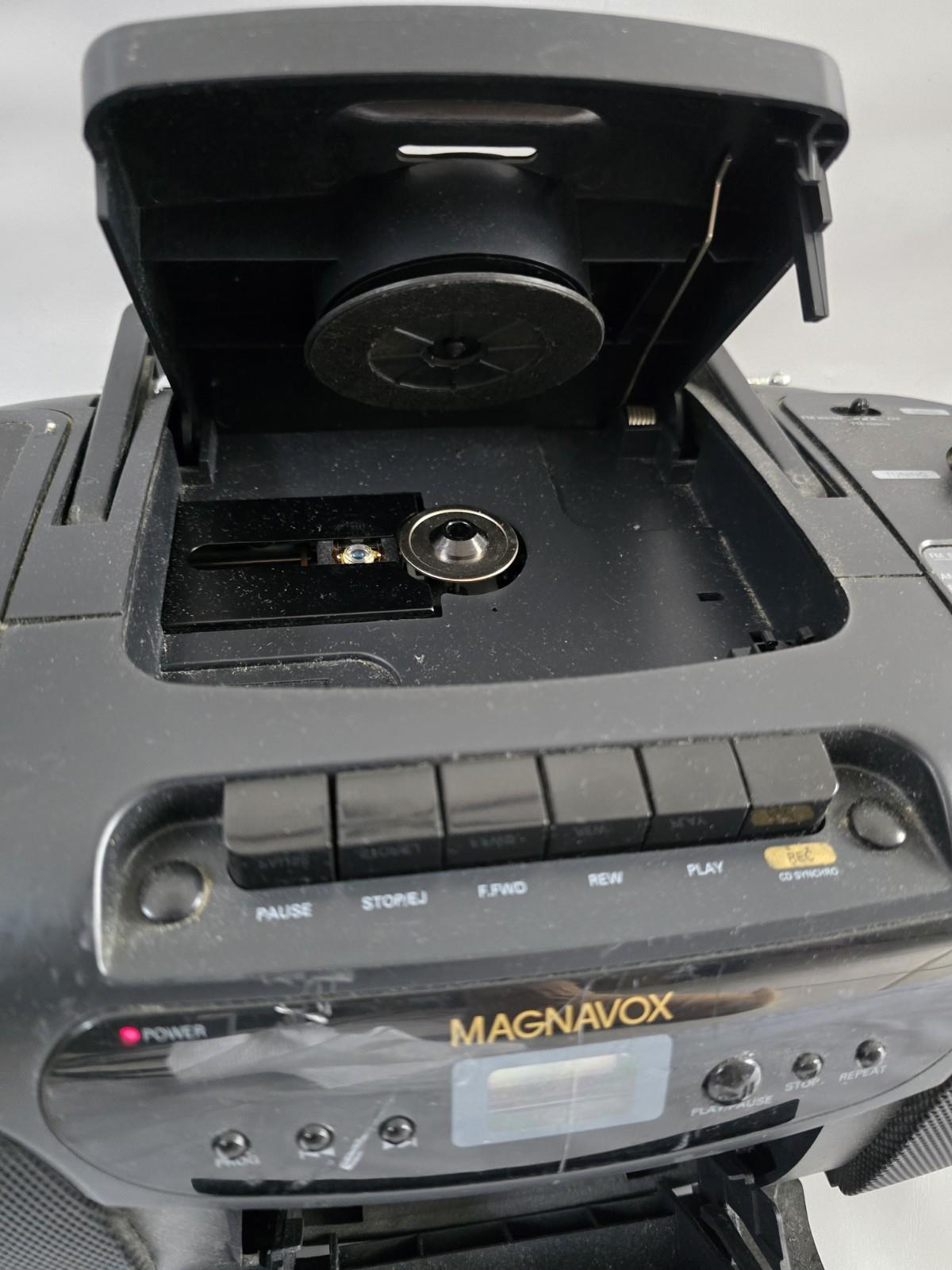 Magnavox AZ8049/17 Boombox CD-Casette Player - Image 5