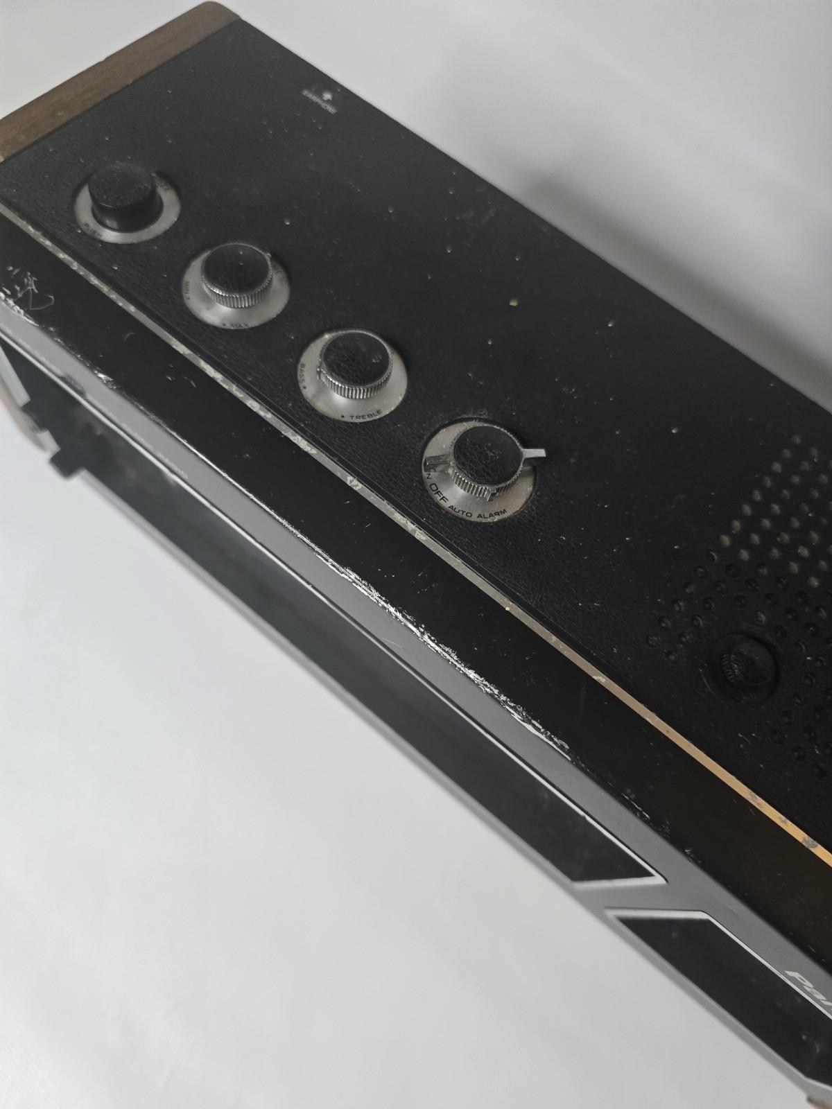 Panasonic Flip Clock Radio RC-6493